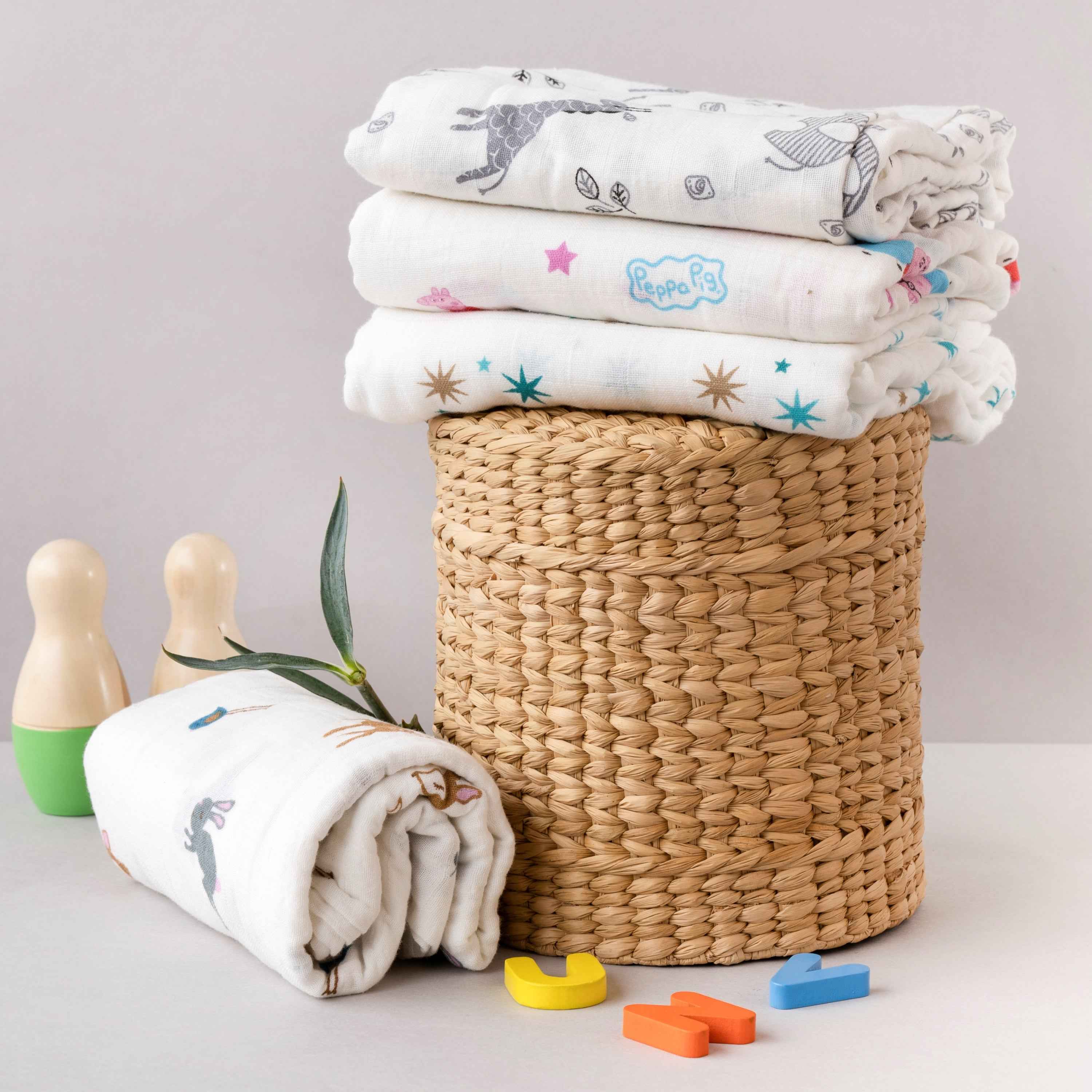 Motherly 100% Cotton Muslin Baby Swaddle | Dreamy Wrap Cozy Swaddle for New Born Baby, Size - 120cm X 120cm (47"x47")