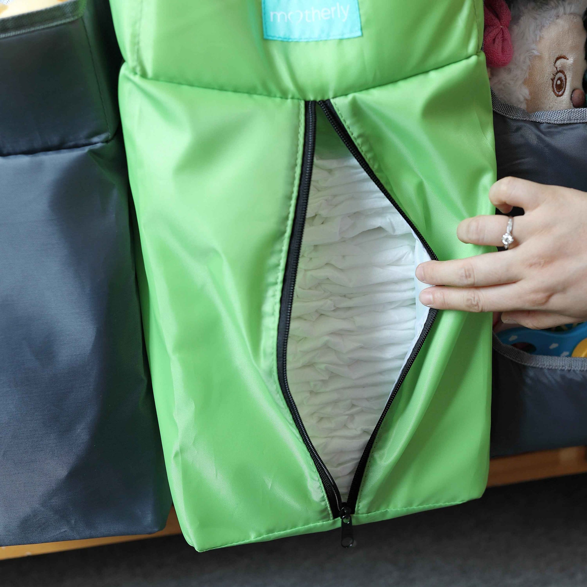 Crib Chronicles Portable Diaper Storage Crib Organizer -Green
